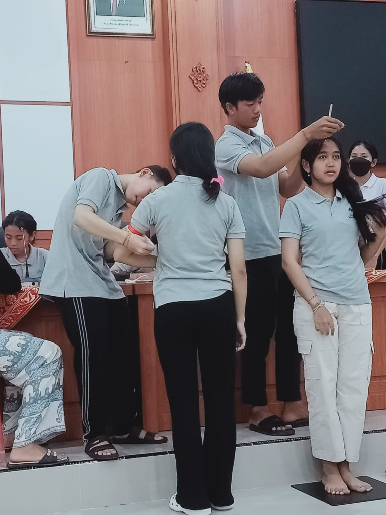 KEGIATAN POSYANDU REMAJA